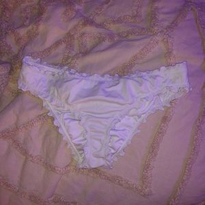 Ruffled bikini bottoms